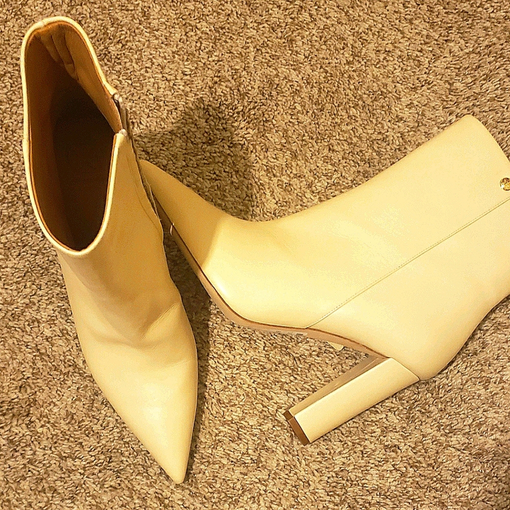 Tory Burch Booties